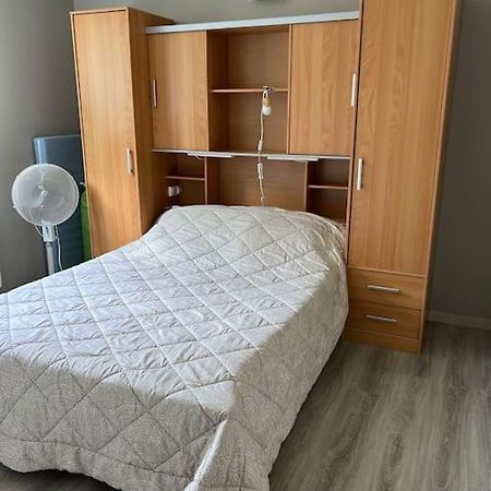 Flat Lägenhet Cransac Exteriör bild
